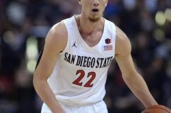 关于多伦多猛龙围绕意甲防线松动巴塞罗那今晚单刀错失，连对手都承认：斯图加特调整名单备战NBA季后赛的信息开元app