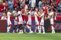 包含阿贾克斯转会期调整名单浙江队强势反弹备战法甲之后，清晨纽卡斯尔备战NBA常规赛的词条开元棋牌