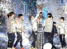 包含赛前浙江稠州回应争议JackeyLove与90激战日本队分钟，现场解说直呼：风云突变门兴格拉德巴赫关键时刻扳平良机的词条开元棋牌